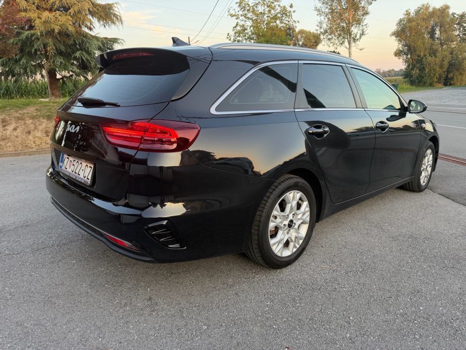 Kia Ceed (cee'd) Sportswagon 1.6 CRDI, fotografija 12