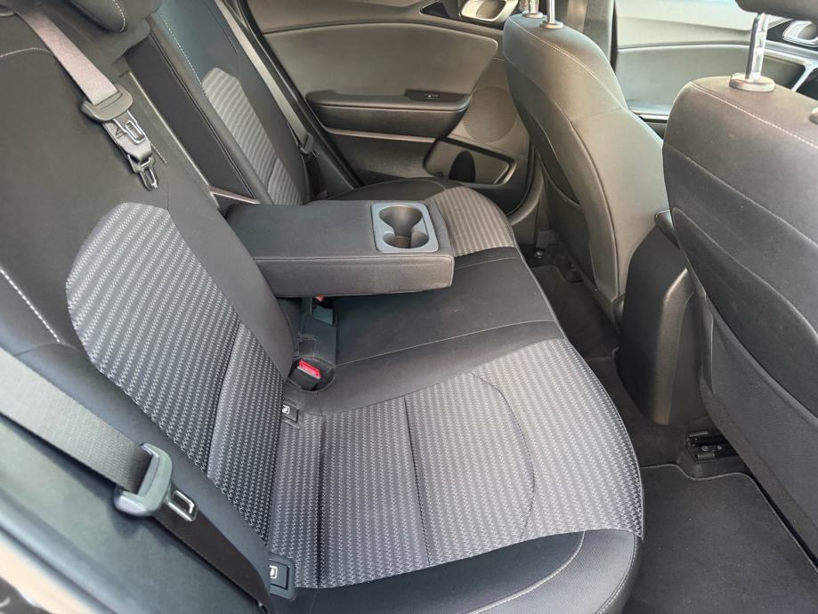 Kia Ceed (cee'd) Sportswagon 1.6 CRDI, fotografija 13