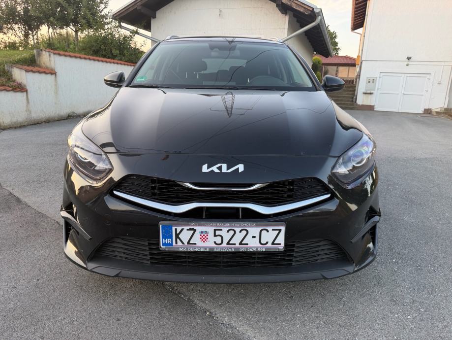 Kia Ceed (cee'd) Sportswagon 1.6 CRDI, fotografija 3