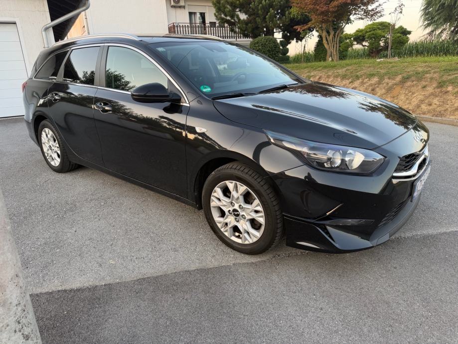 Kia Ceed (cee'd) Sportswagon 1.6 CRDI, fotografija 2
