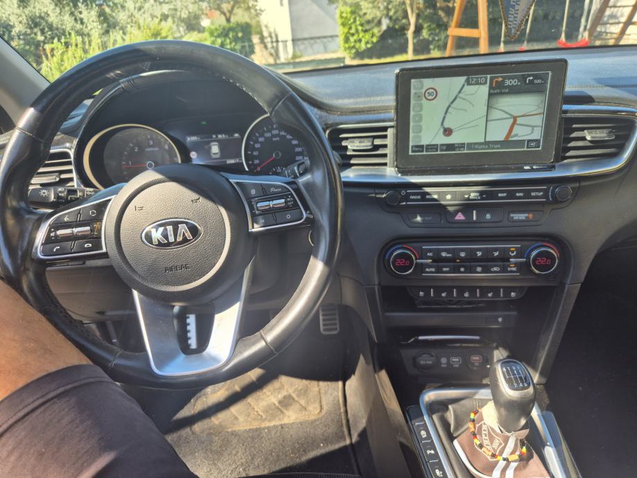 Kia Ceed (cee'd) Sportswagon 1,6 CRDi, fotografija 10