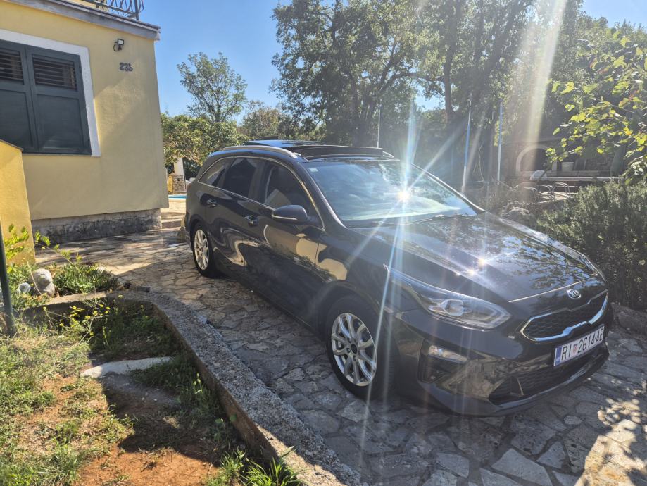 Kia Ceed (cee'd) Sportswagon 1,6 CRDi, fotografija 4