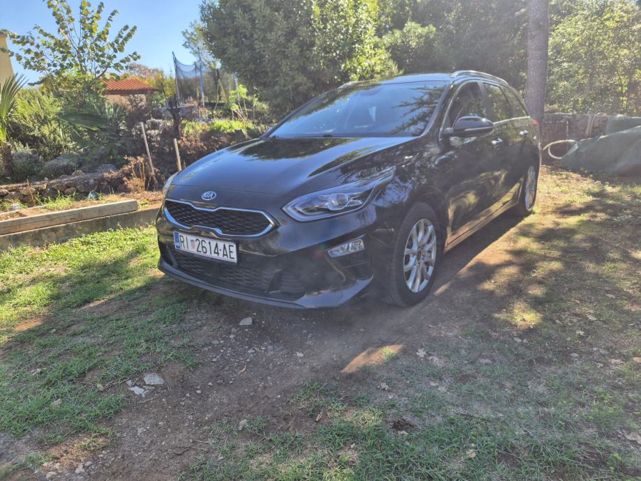Kia Ceed (cee'd) Sportswagon 1,6 CRDi, fotografija 2