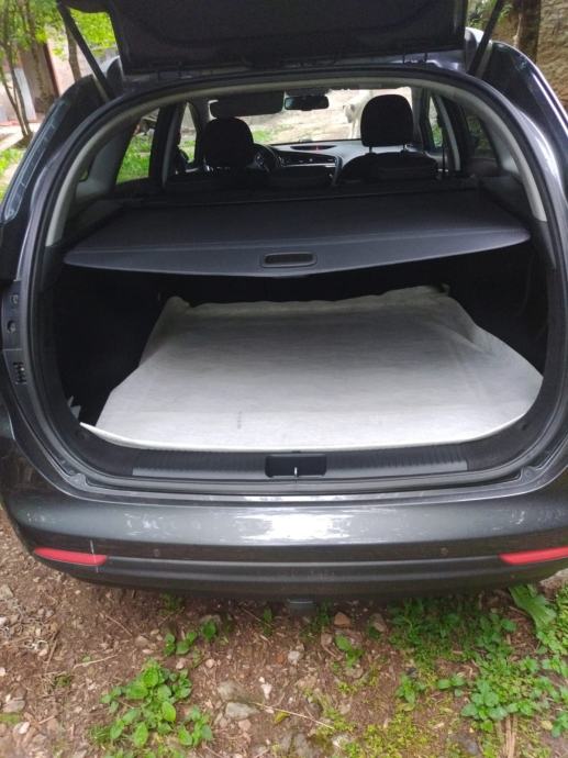 Kia Ceed (cee'd) Sportswagon 1,6 CRDi, fotografija 12