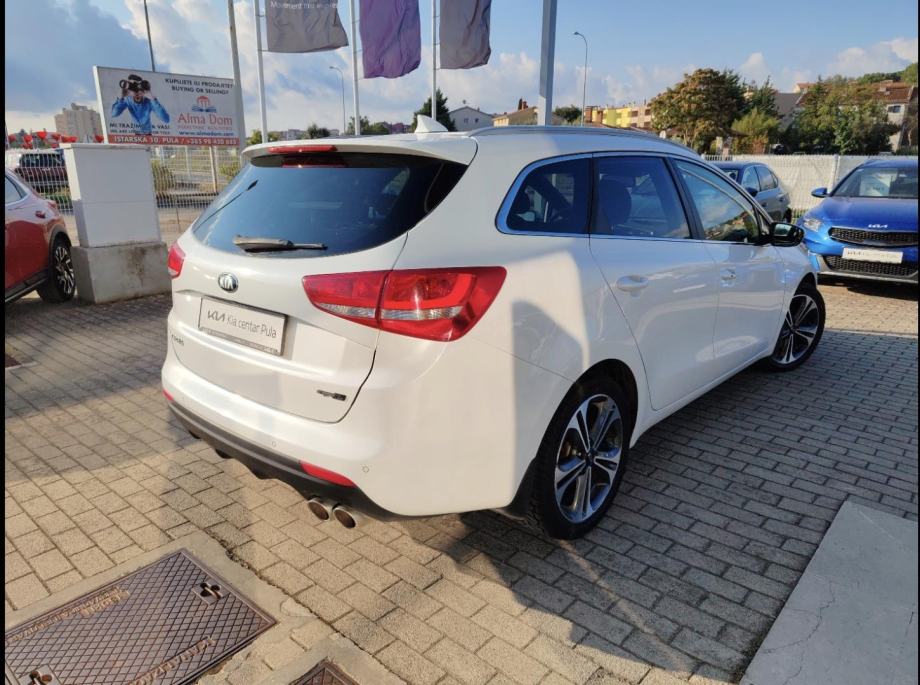 KIA ceed 1.6 CRDI GT-LINE, pogled izvana - slika 4