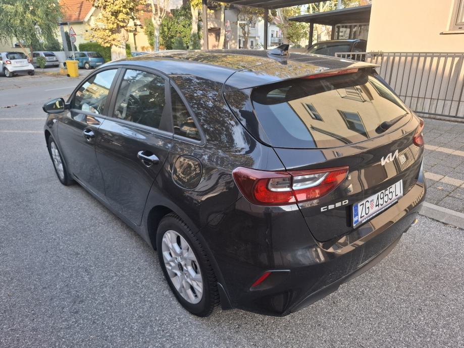 Kia Ceed T-GDI 100KS, 2024.g., NIJE UVOZ! REG 1 G., GARANCIJA!, fotografija 2