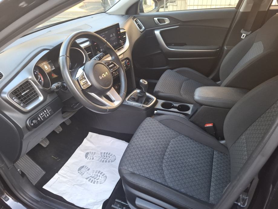 Kia Ceed T-GDI 100KS, 2024.g., NIJE UVOZ! REG 1 G., GARANCIJA!, fotografija 13