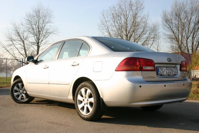 Kia magentis 2