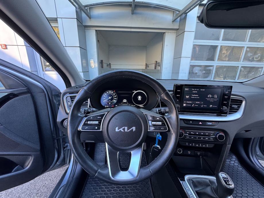 Kia New Ceed 1.5 TGDi, fotografija 9