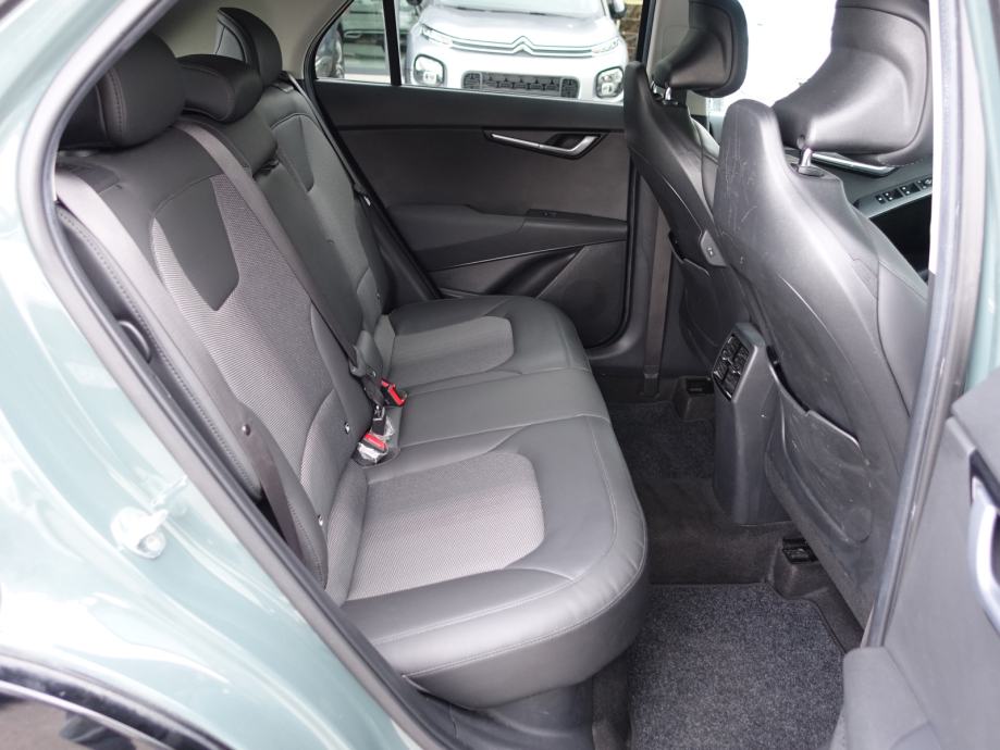 Kia Niro 1,6 GDi HEV 140ks DCT Style / JAMSTVO + REGISTRACIJA, fotografija 13