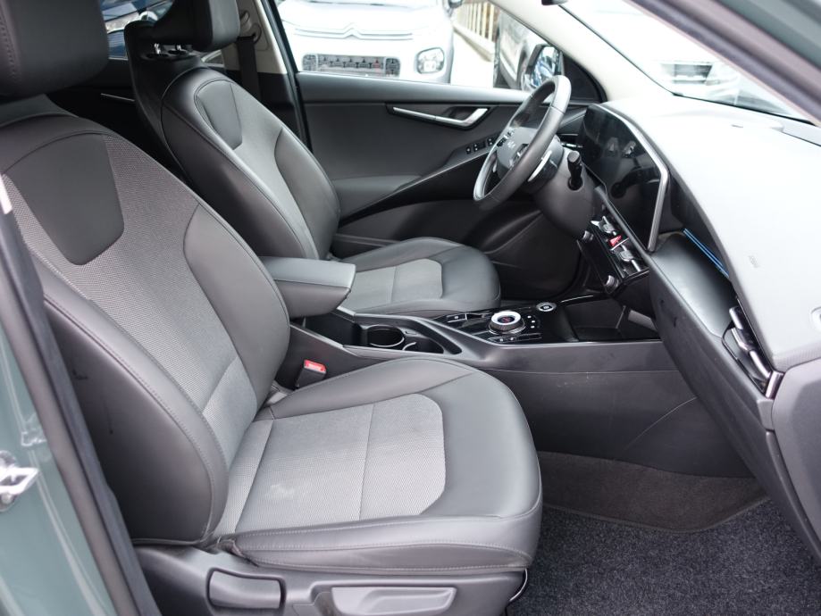 Kia Niro 1,6 GDi HEV 140ks DCT Style / JAMSTVO + REGISTRACIJA, fotografija 12