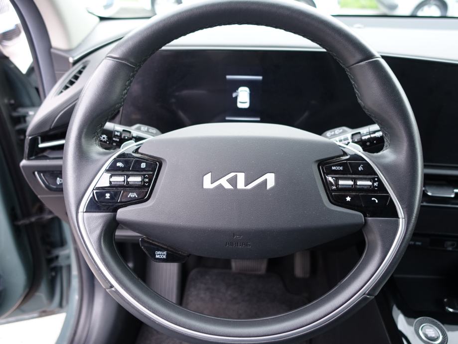 Kia Niro 1,6 GDi HEV 140ks DCT Style / JAMSTVO + REGISTRACIJA, fotografija 17