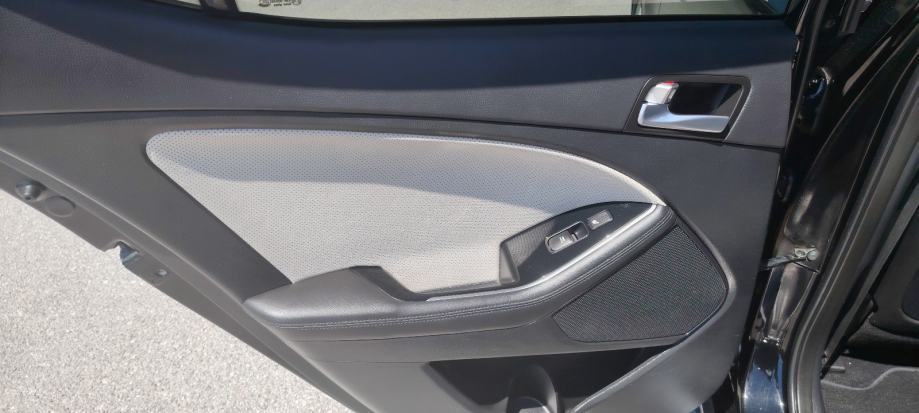 Kia Optima 2,0automatik, fotografija 15