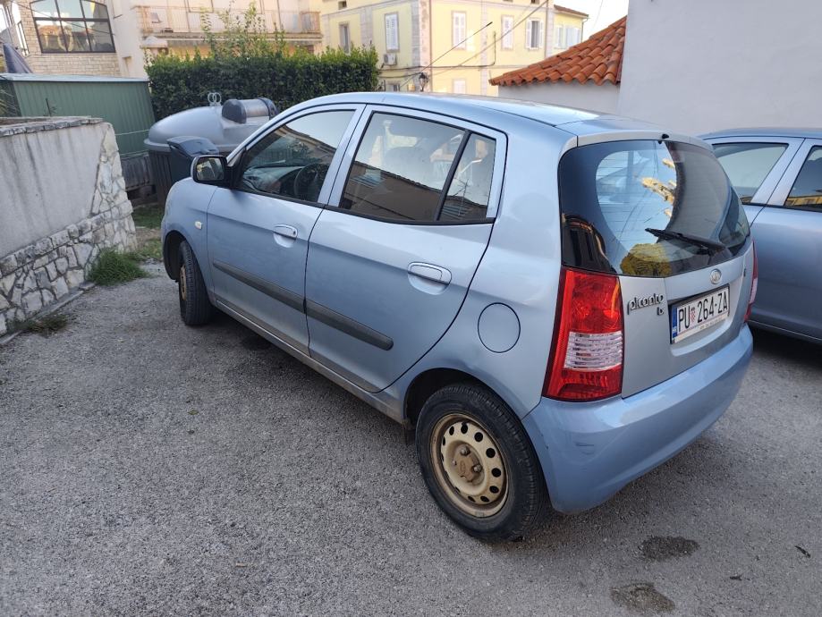 Kia Picanto 1,0, fotografija 5