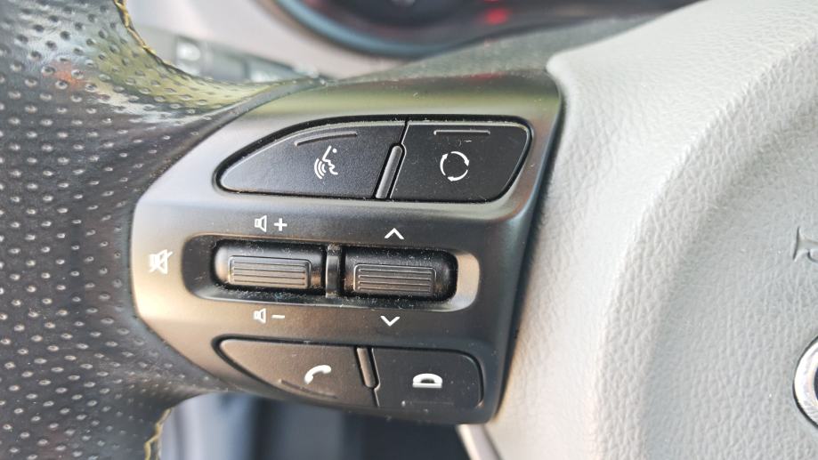 Kia Picanto xline 1.0 tgdi ,74kw, fotografija 17