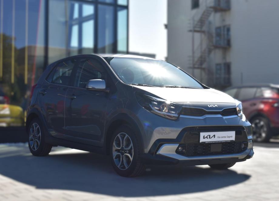 KIA Picanto 1.2 X LINE, STRAŽNJA KAMERA, MULTIFUNKCIJSKI UPRAVLJAČ, TE, fotografija 4