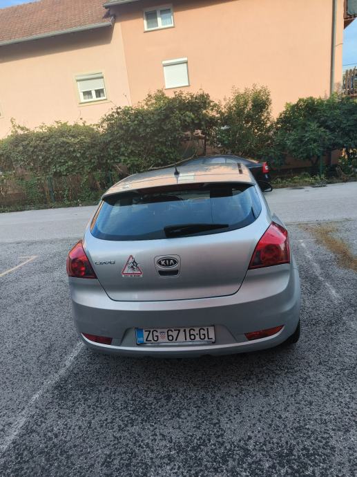 Kia Pro ceed 1,4 LX, fotografija 11
