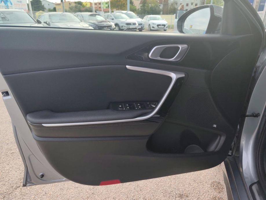 KIA ProCeed 1.5 T-GDI GT-LINE, fotografija 13
