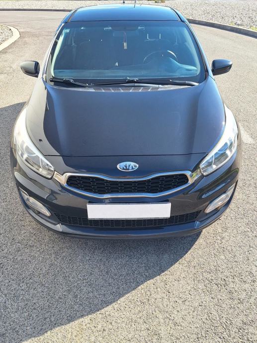 KIA PROCEED 2013. 1,4 BENZIN 169,000km, fotografija 7