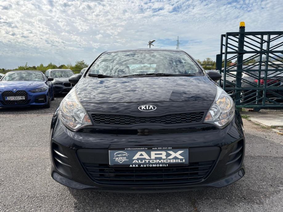 Kia Rio 1.1 CRDI °KLIMA°BLUETOOTH°MULTIFUNKCIJSKI VOLAN°, fotografija 2