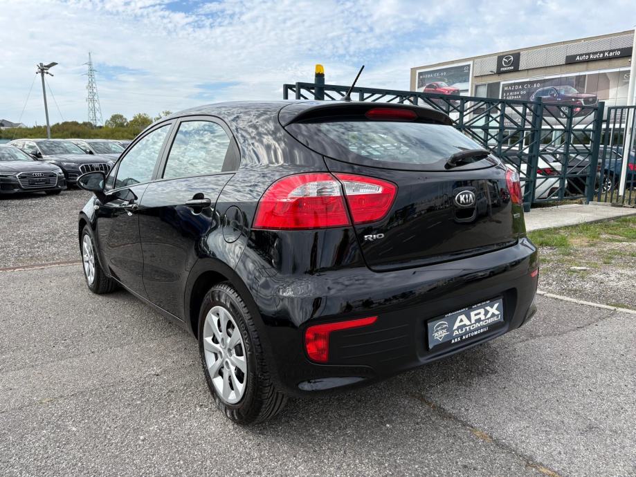 Kia Rio 1.1 CRDI °KLIMA°BLUETOOTH°MULTIFUNKCIJSKI VOLAN°, fotografija 6
