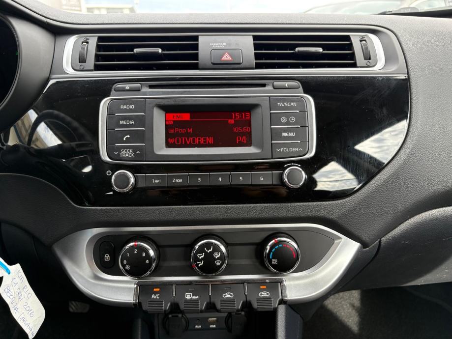 Kia Rio 1.1 CRDI °KLIMA°BLUETOOTH°MULTIFUNKCIJSKI VOLAN°, fotografija 14