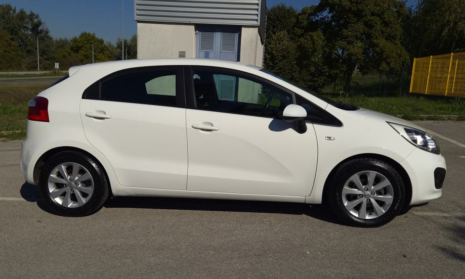Kia Rio 1,25 benzinac****HR.AUTO****SERVISNA KNJIGA***REG.7/2027., fotografija 10