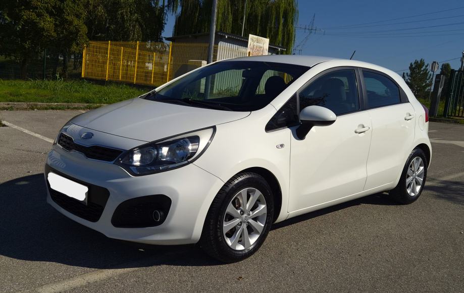 Kia Rio 1,25 benzinac****HR.AUTO****SERVISNA KNJIGA***REG.7/2027., fotografija 2