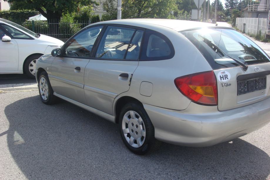 KIA RIO 1,3 RS1****REGISTRIRANA 1.GOD****119 000 KM***FULL OPREMA*****, fotografija 2