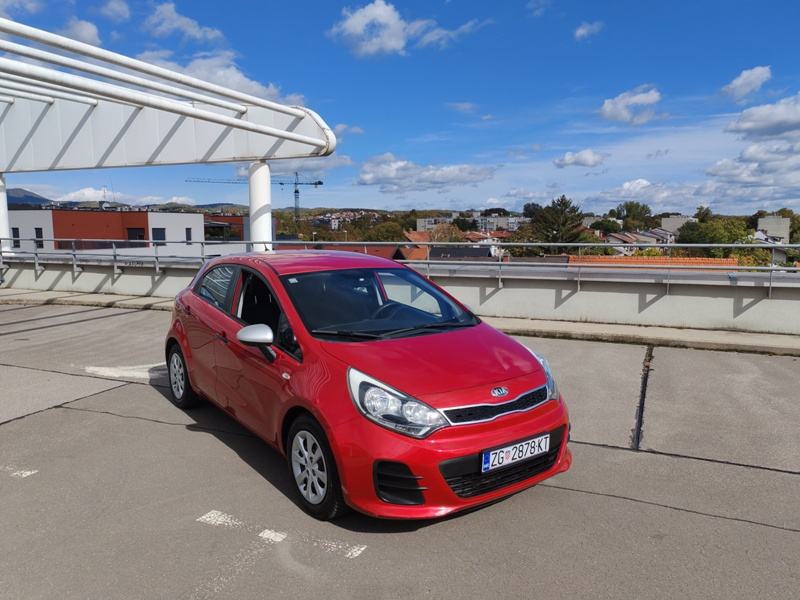 Kia Rio 1,4 CRDi, vlasnik, 6 brzina, kupljena u HR, fotografija 2