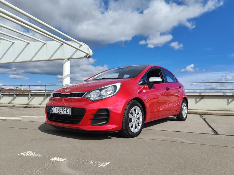 Kia Rio 1,4 CRDi, vlasnik, 6 brzina, kupljena u HR, fotografija 12