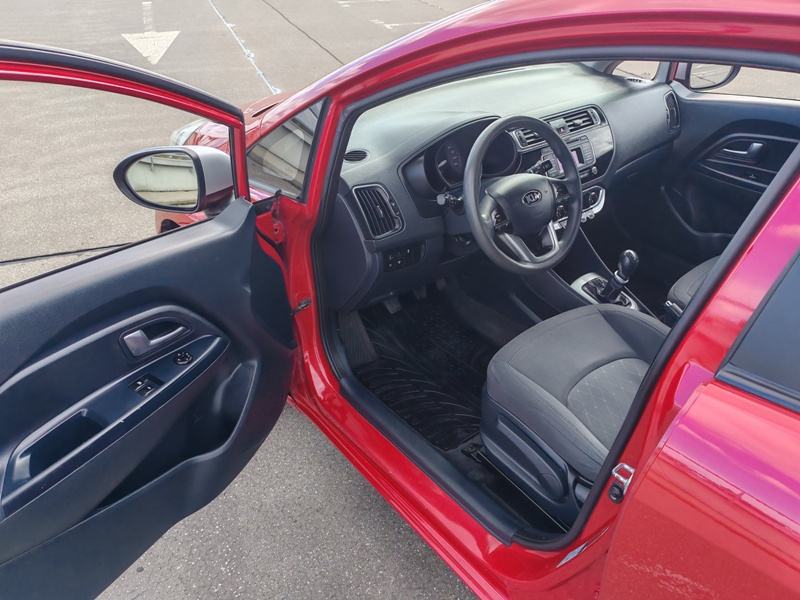 Kia Rio 1,4 CRDi, vlasnik, 6 brzina, kupljena u HR, fotografija 15