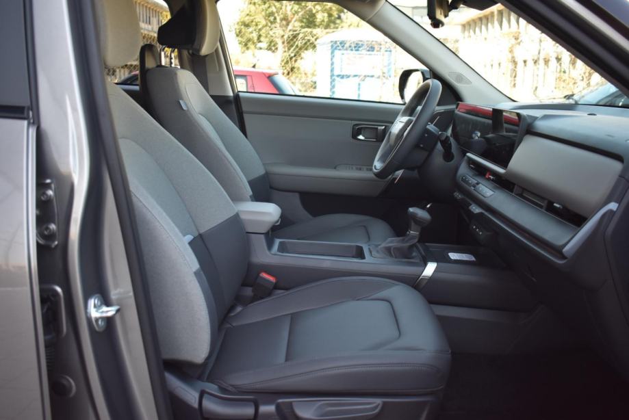 KIA Seltos 1.6 T-GDI EX DCT FWD, BT, NAVIGACIJA, STRAŽNJA KAMERA, fotografija 17