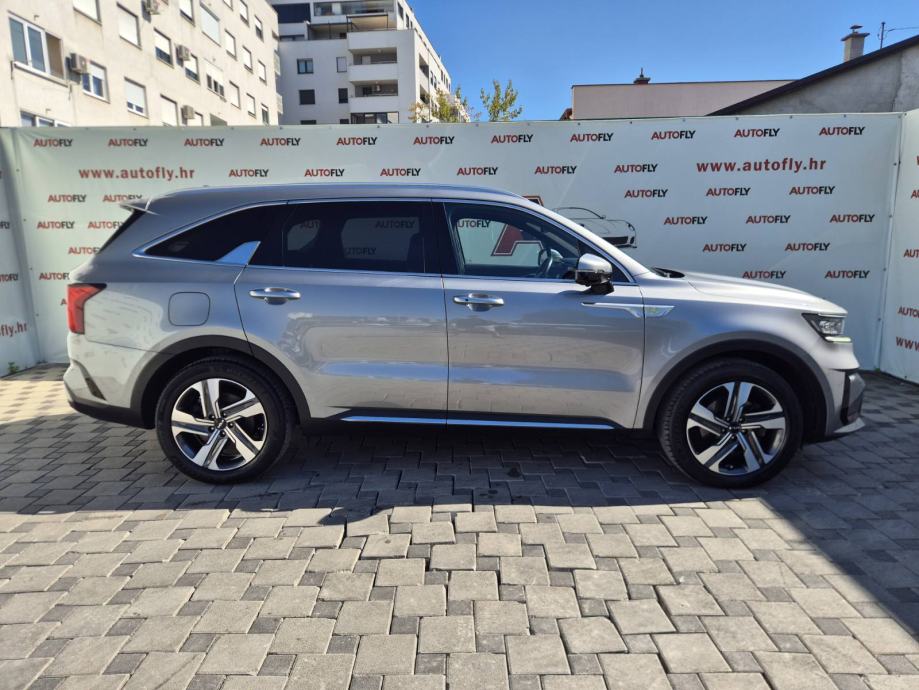 Kia Sorento 1.6 T-GDi PHEV AWD, 265ks, BOSE, 360kam, PDV, 19"alu, fotografija 5