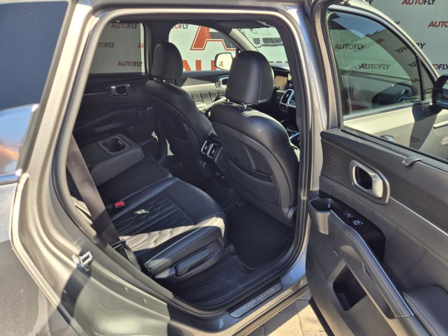 Kia Sorento 1.6 T-GDi PHEV AWD, 265ks, BOSE, 360kam, PDV, 19"alu, fotografija 15
