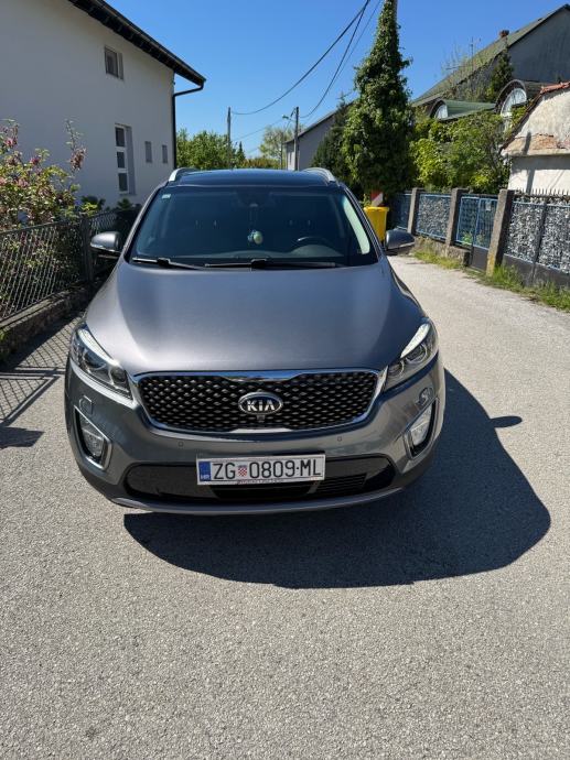 Kia Sorento 2.2 CRDi automatik REGAN 8/2027, fotografija 2