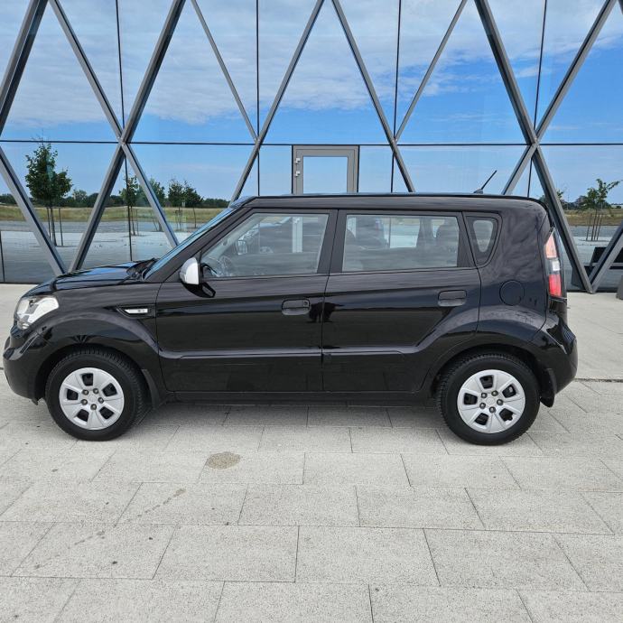 Kia Soul 1,6 CRDi URBAN 2010, fotografija 2