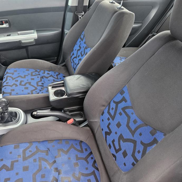 Kia Soul 1,6 CRDi URBAN 2010, fotografija 18