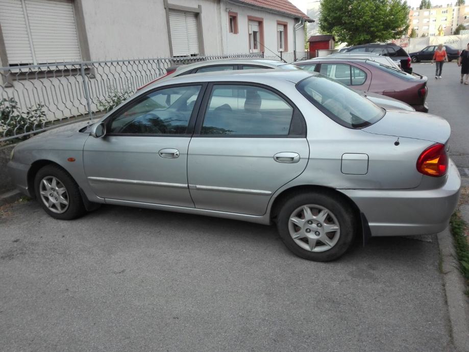 Kia Spectra sedan 1.6 RS, 2002 god.