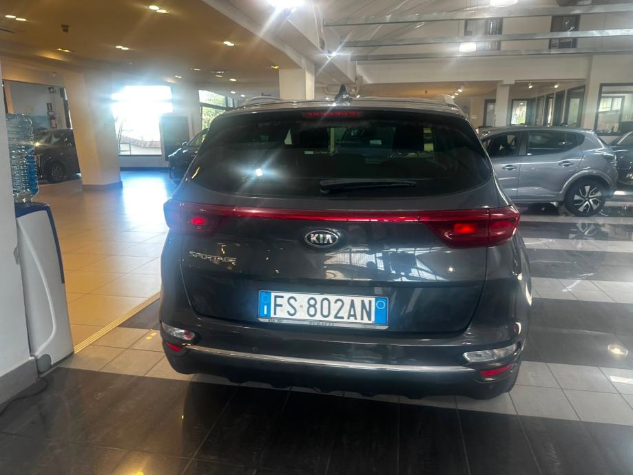 Kia Sportage 1,6 CRDI 136KS automatik/NAVI/LED/, fotografija 6