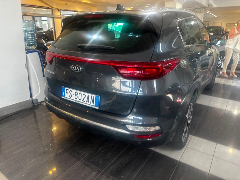 Kia Sportage 1,6 CRDI 136KS automatik/NAVI/LED/, fotografija 5