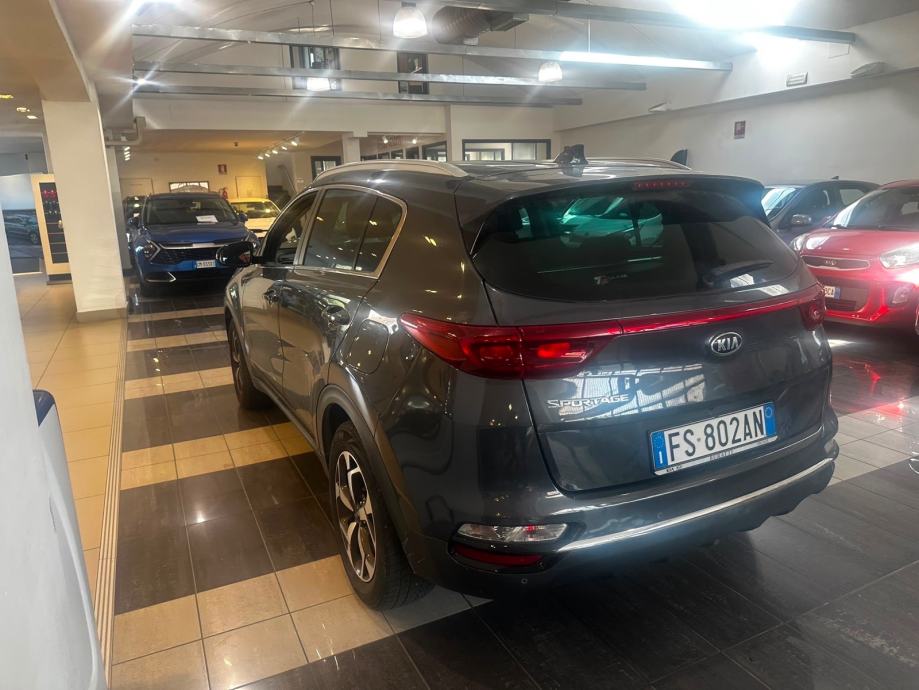 Kia Sportage 1,6 CRDI 136KS automatik/NAVI/LED/, fotografija 4