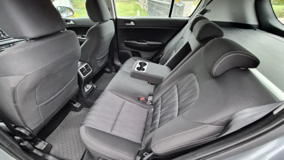 Kia Sportage 1,6 benz. - 1.VLASNIK - NIJE UVOZ - 61 000 KM -, fotografija 19