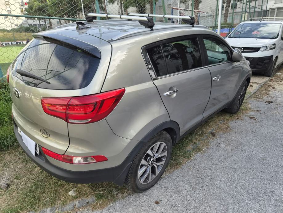 KIA SPORTAGE 1.6 BENZIN – URBAN – 2015. – PRVI VLASNIK - REG. 01/2027, fotografija 3