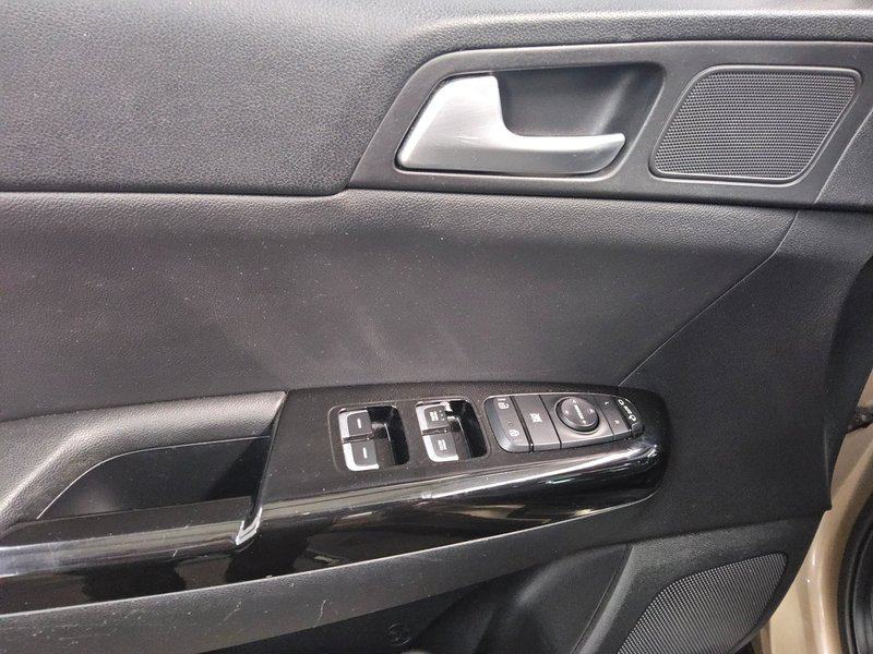 Kia Sportage 1.6 CRDI Vision automatik • ACC • AHK, fotografija 9