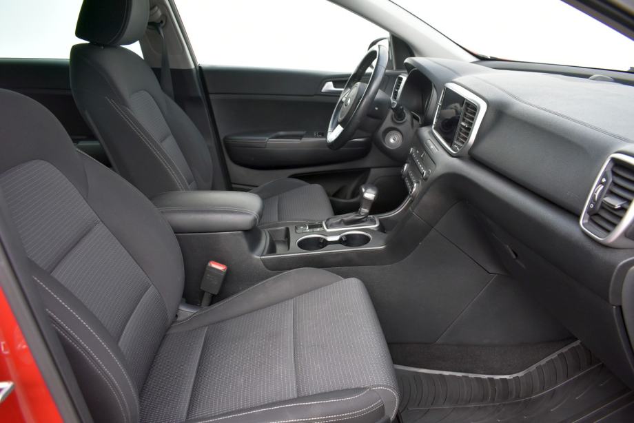 Kia Sportage 1.6 CRDI Black Design 7DCT*HR*1.VL.,TVORNIČKO,REG 08/27, fotografija 5