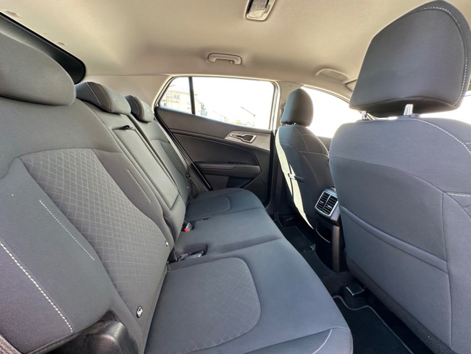 Kia Sportage 1.6 CRDI MHEV BUSINESS DCT, fotografija 16