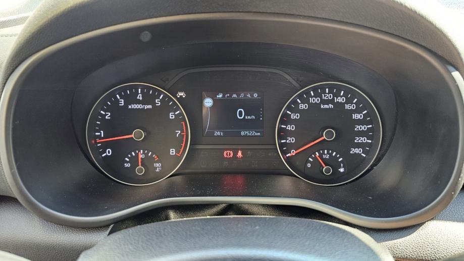 KIA SPORTAGE 1.6 GDI 2017 SERVISNA GARANCIJA REGISTRIRAN, fotografija 11