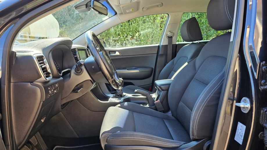 KIA SPORTAGE 1.6 GDI 2017 SERVISNA GARANCIJA REGISTRIRAN, fotografija 15