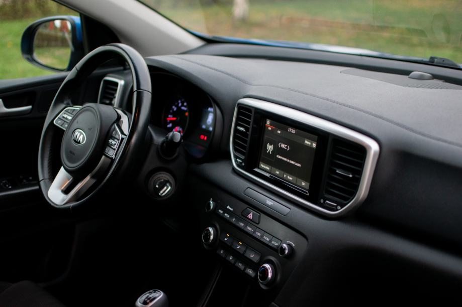 Kia Sportage 1,6 GDI SAMO 70000 KM KAO NOVA, fotografija 9